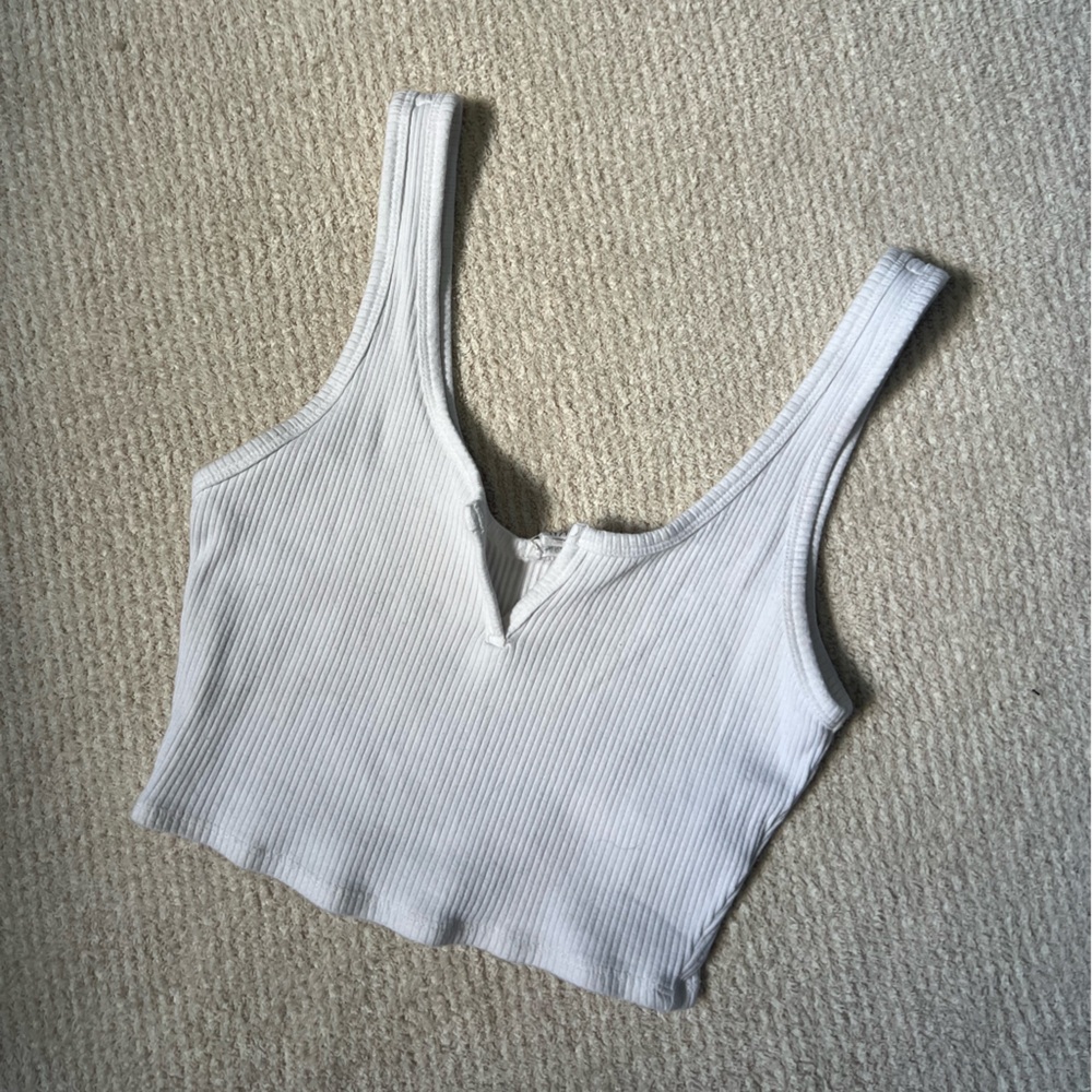 Garage white tank